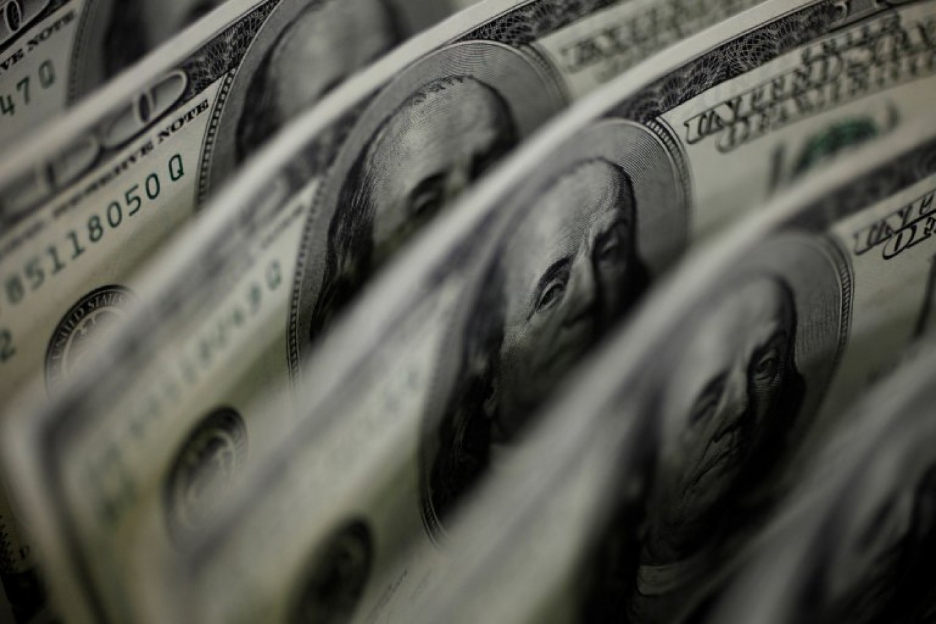El dólar blue no da respiro y presiona sobre la economía en el año electoral