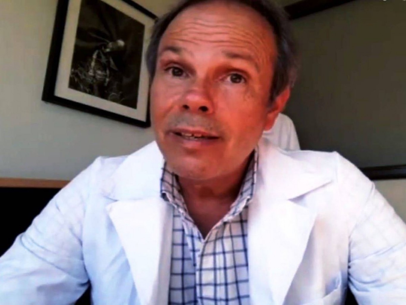 "Estamos ante una nueva ola y, gracias a las vacunas hay bajo nivel de muertes y de ocupación de camas". Dr. Martín Hojman