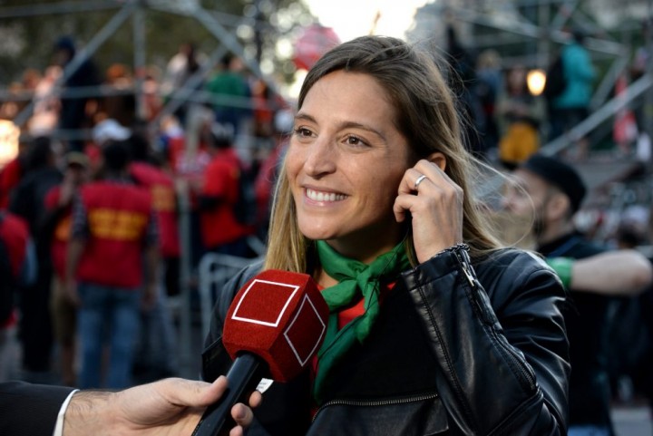 Manuela Castañeira: &quot;A los ataques fascistas se los combate con movilización&quot;