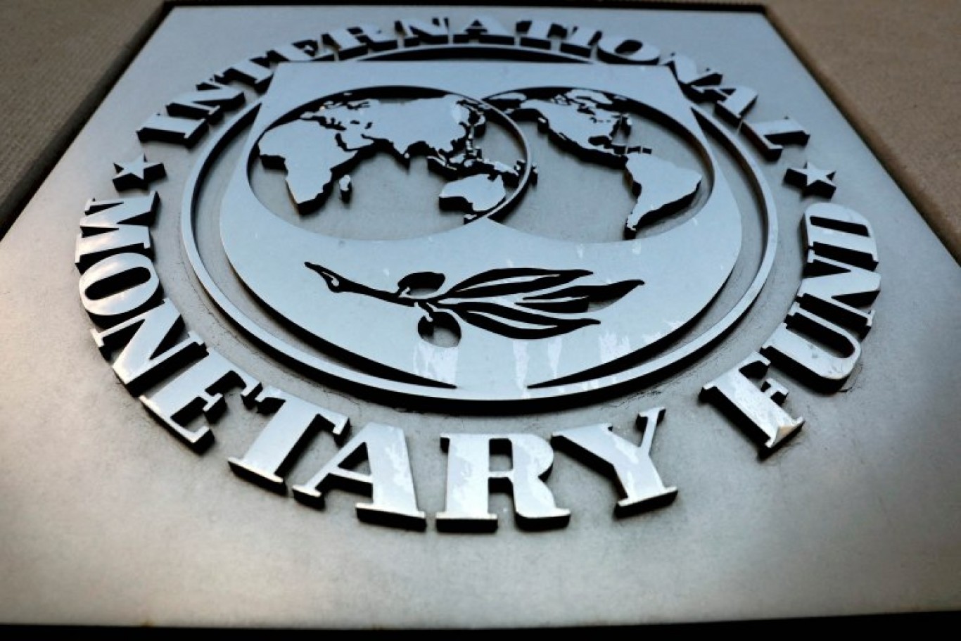 La Argentina le pagó al FMI y viaja un equipo de Economía a los Estados Unidos
