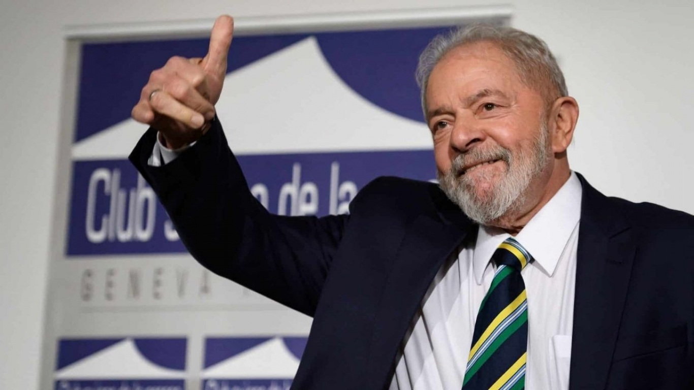 "Lula está de vuelta en el escenario político, por completo. Fue la cara de Jair Bolsonaro la que expresó el temor del régimen ante esto" Darío Pignotti