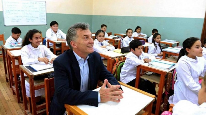 "Macri cerraba escuelas, Larreta no puede hablar de educación" - Roberto Caballero