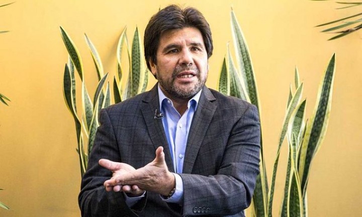Carlos Paredes: “No creo que Dina Boluarte pueda completar su mandato hasta 2026”