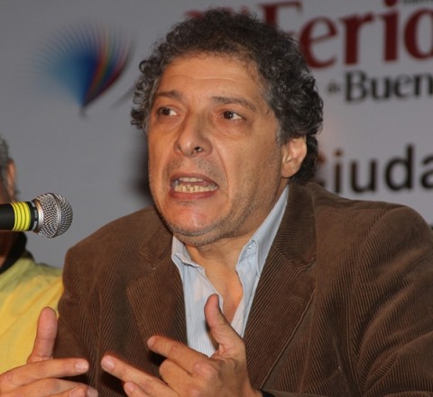 Raúl Dellatorre: "No descarto un desdoblamiento ni una devaluación parcial"