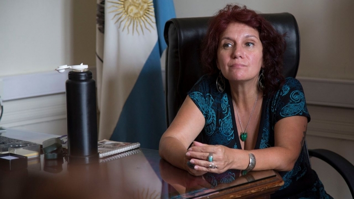 "En lugar de reforzar el Plan Sarmiento, el Gobierno de la Ciudad le recortó $371 millones para destinarlos a la educación privada" Laura Velasco