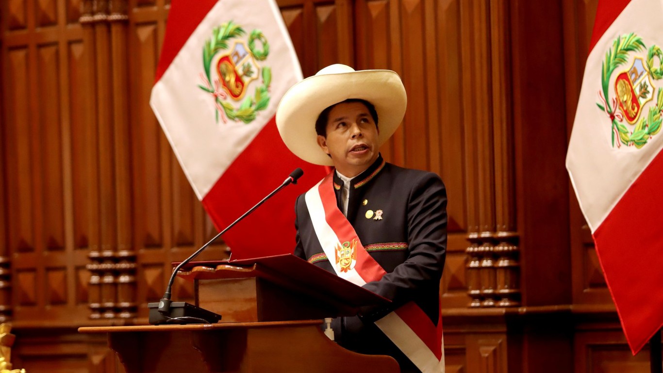 Carlos Noriega: "Hay un claro plan golpista de la derecha en Perú"
