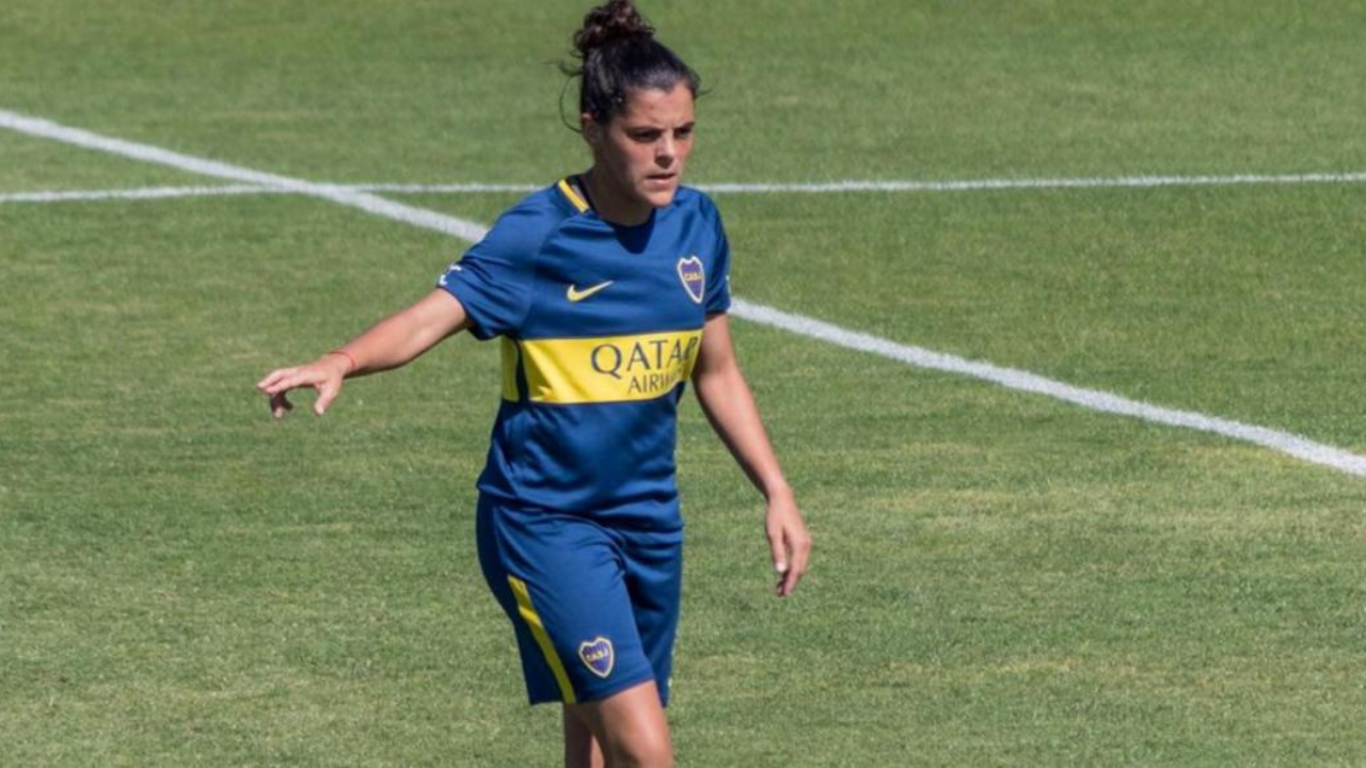 "Fue algo muy lindo haber logrado el primer campeonato en el fútbol femenino profesional. Va a quedar marcado en la historia", Florencia Quiñones