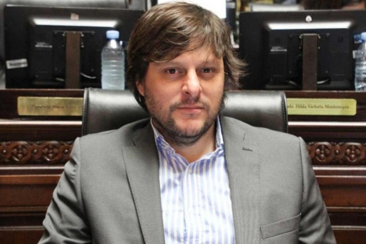 "La oposición a nivel nacional está condicionando el funcionamiento del parlamento", Leandro Santoro