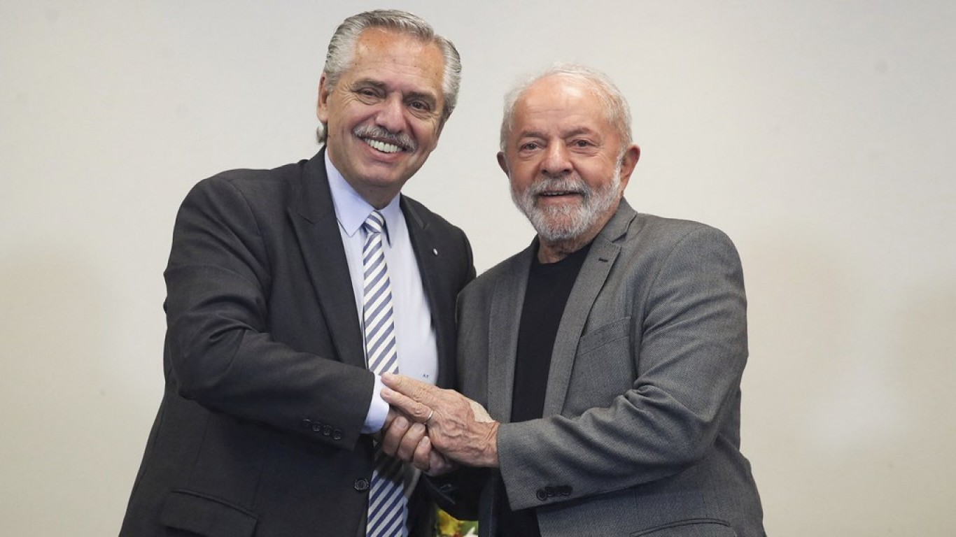 Alberto Fernández con Lula: "Que sea nuevamente presidente es una buena noticia para Argentina"