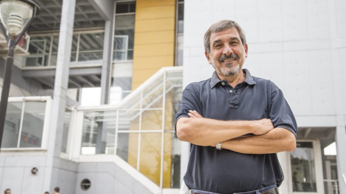 "Tenemos una comunidad científica comprometida para solucionar los problemas de los argentinos", Roberto Salvarezza