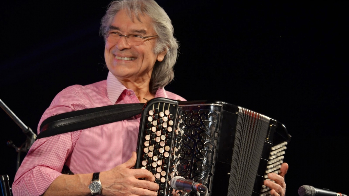 "Yo me expreso en guaraní a través de mi música en mi acordeón" Raúl Barboza