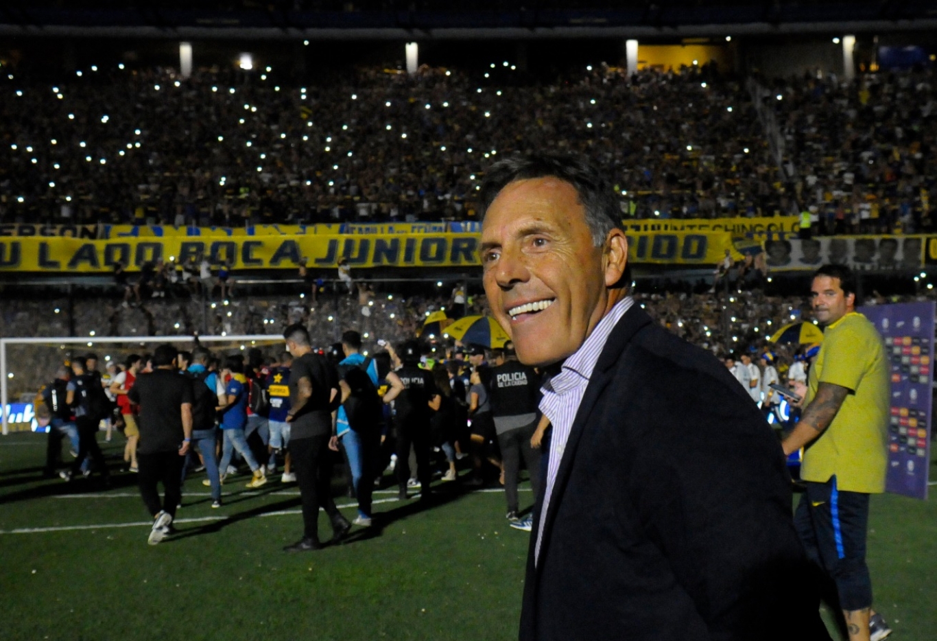 Miguel Russo respaldó los dichos de Carlos Tévez sobre la vuelta del fútbol