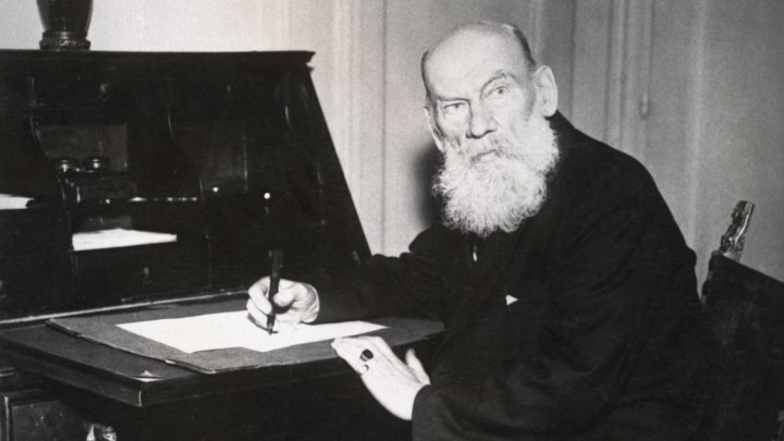 León Tolstoi el aristócrata que se convirtió en un anarco-pacifista