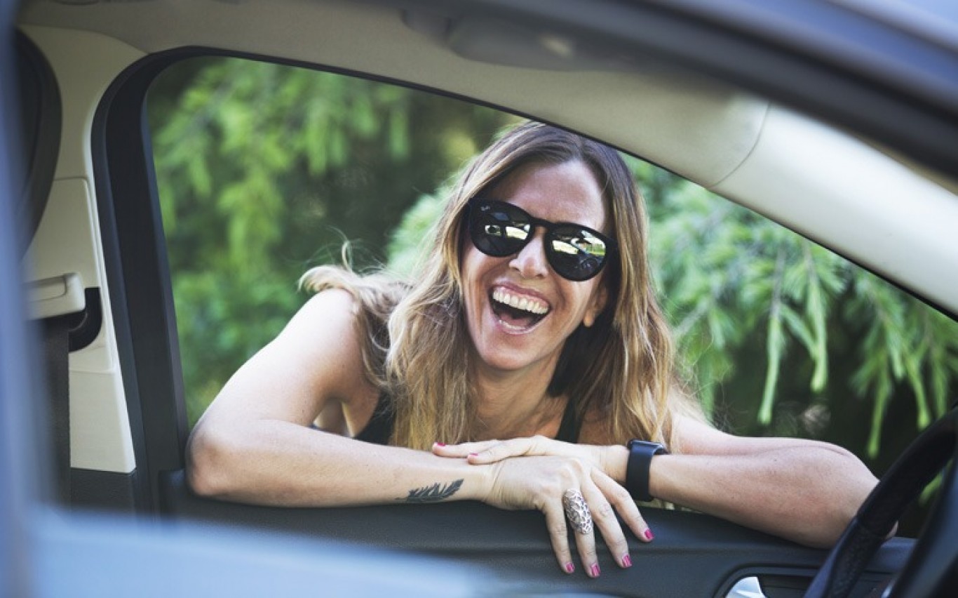 Luly Dietrich: "Las mujeres no deben temer a entrar en el mundo de la conducción"